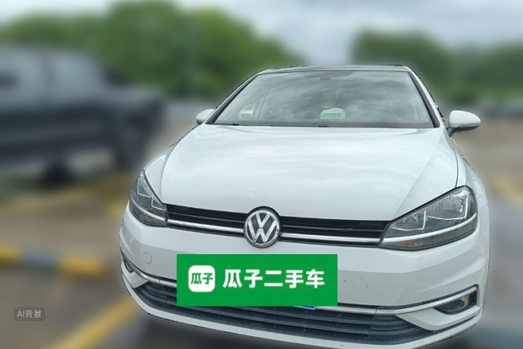 Volkswagen Golf 2020 car image #3