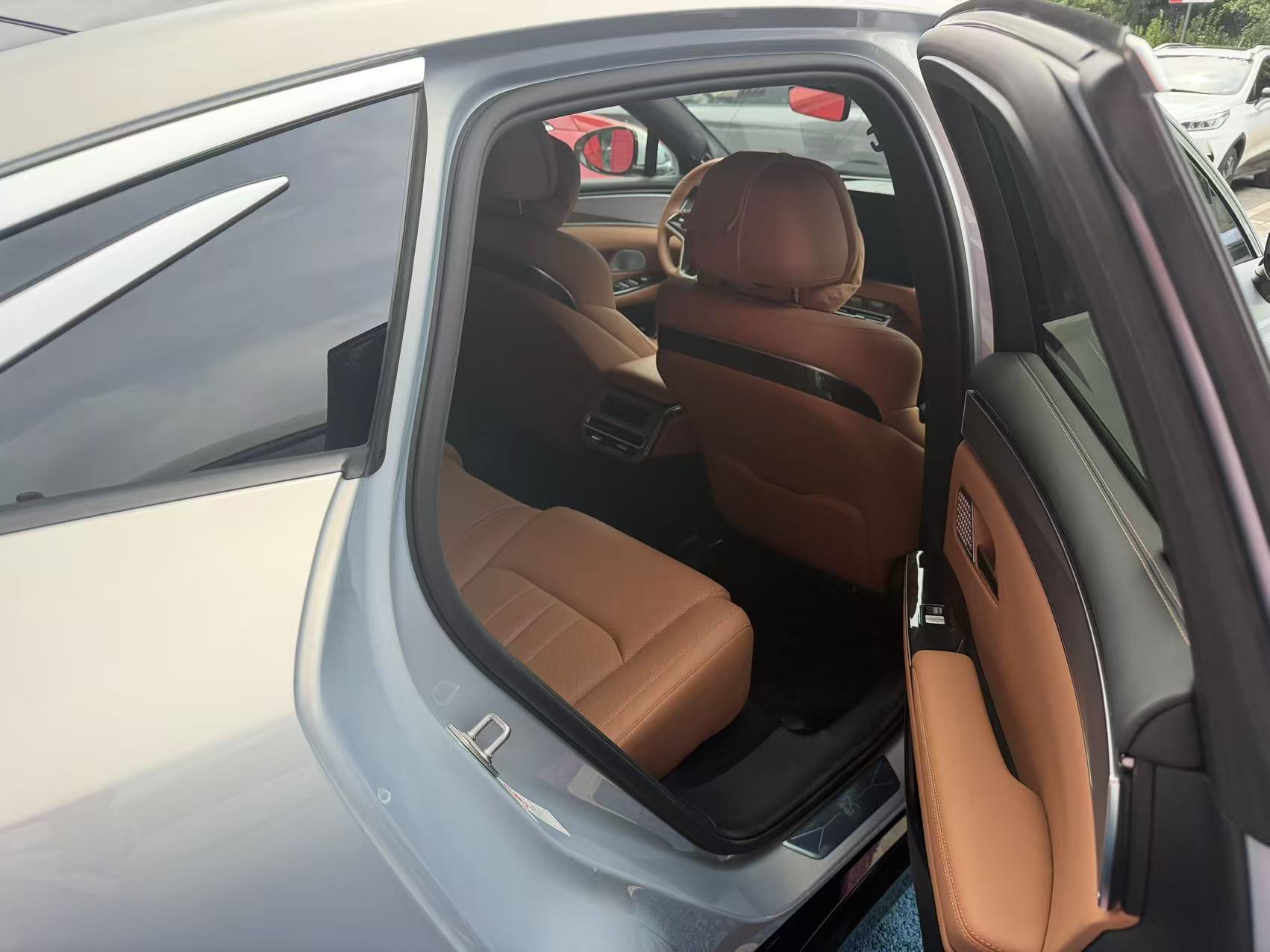 BYD HanL 2025 car image #5