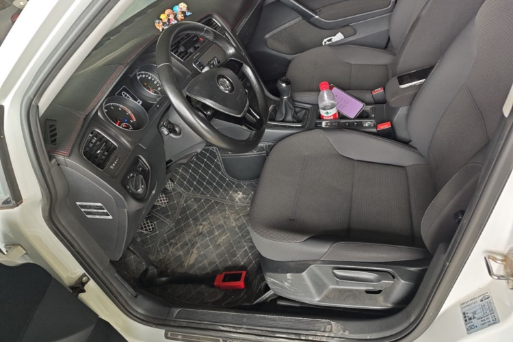 Volkswagen Golf 2016 car image #15