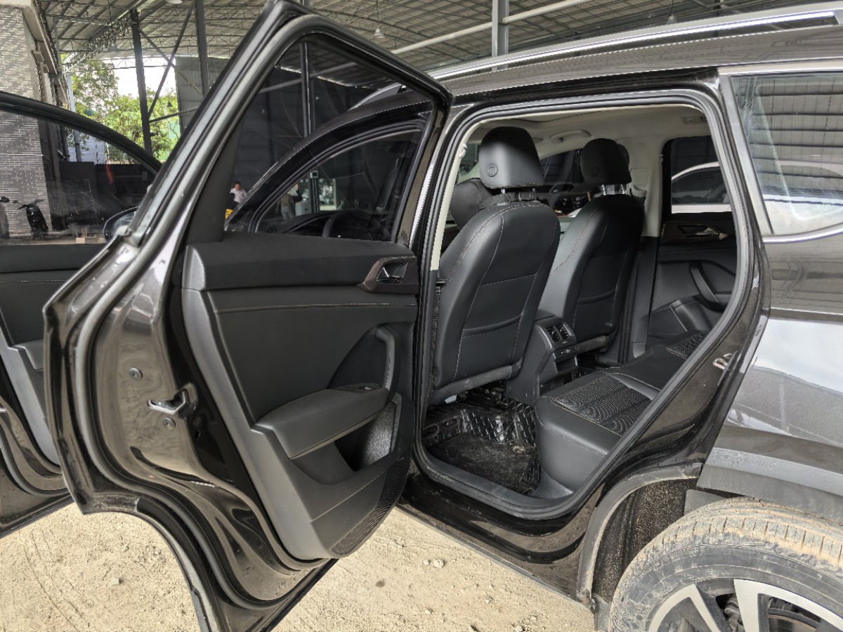 Volkswagen Tharu 2023 car image #4
