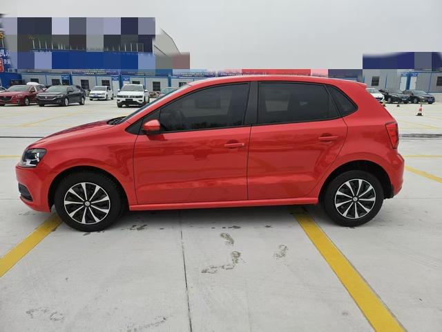 Volkswagen Polo 2019 car image #3