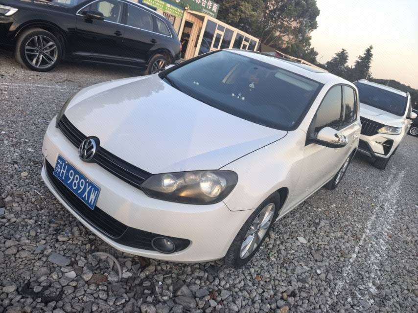 Volkswagen Golf 2011 Volkswagen Golf 2011 immagine di auto