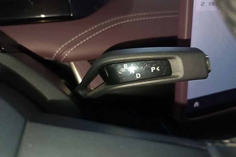 MI SU7 2024 car image #18