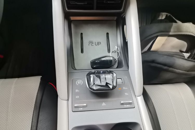 BYD YuanUP 2024 #14 BYD YuanUP 2024 car image #14