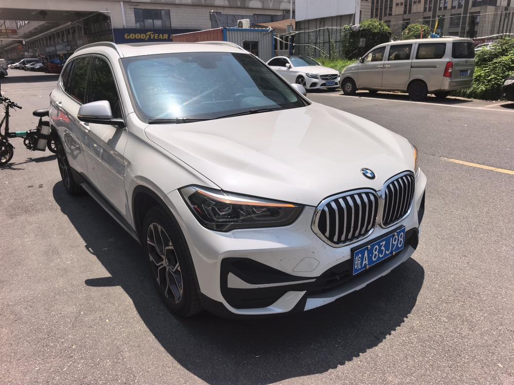 BMW X1 2022 car image #3