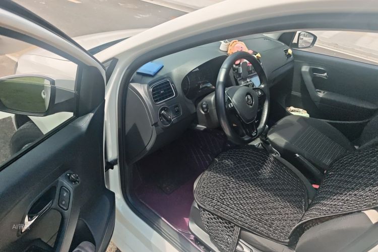 Volkswagen Polo 2019 #18 Volkswagen Polo 2019 car image #18