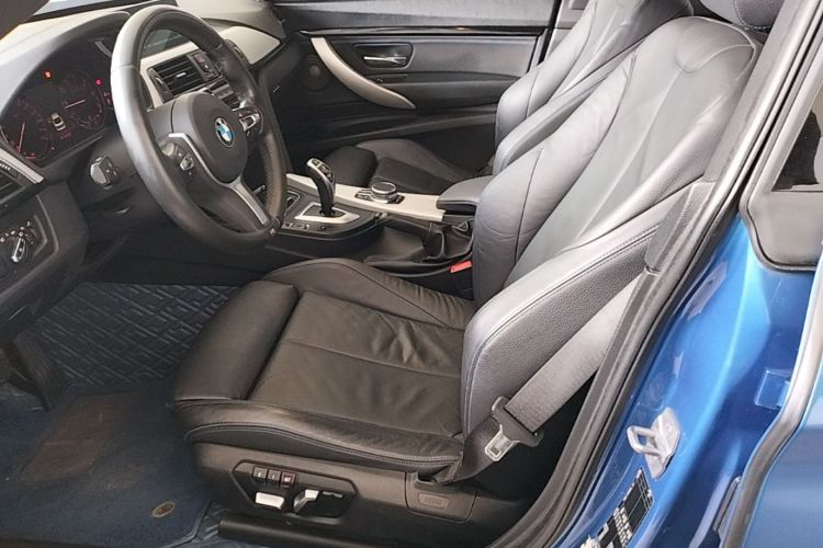 BMW 3 Series GT 2019 car image #19