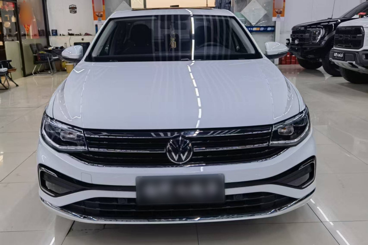 Volkswagen Bora 2024 car image #3