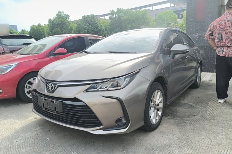 Toyota Corolla 2022 car image #2