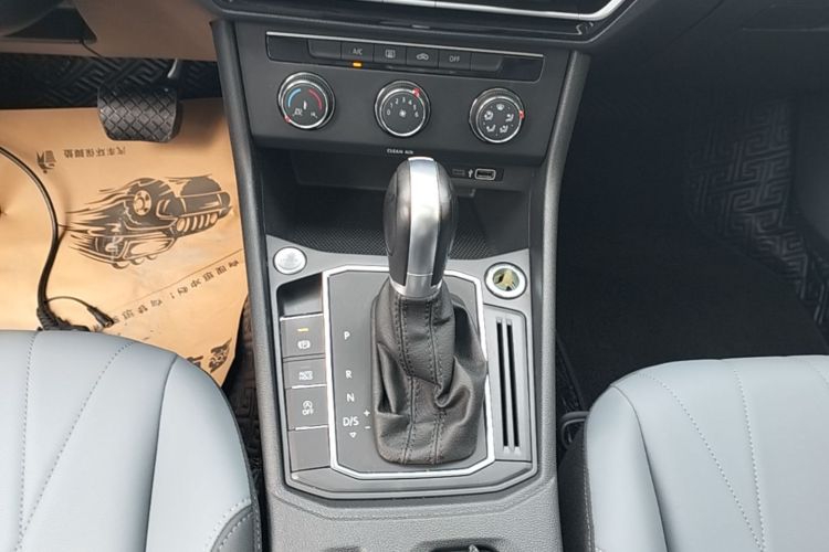 Volkswagen Lavida 2023 car image #14