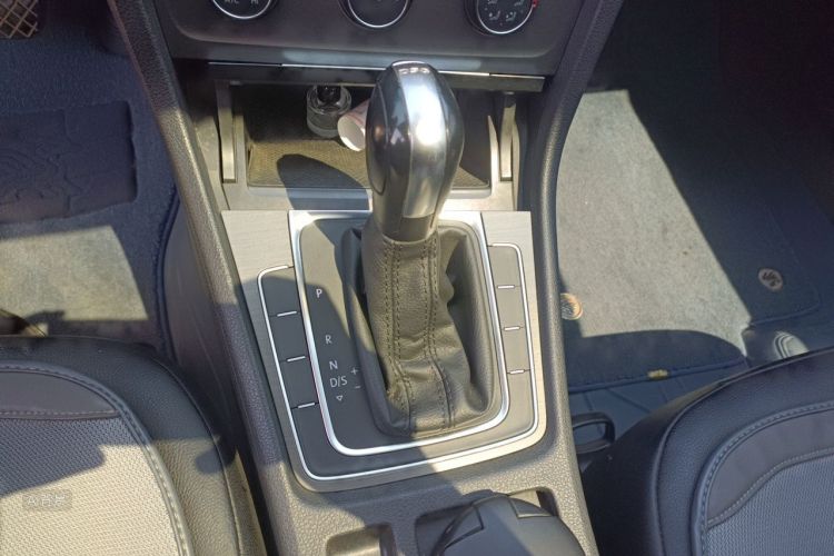 Volkswagen Golf 2017 #16 Volkswagen Golf 2017 car image #16