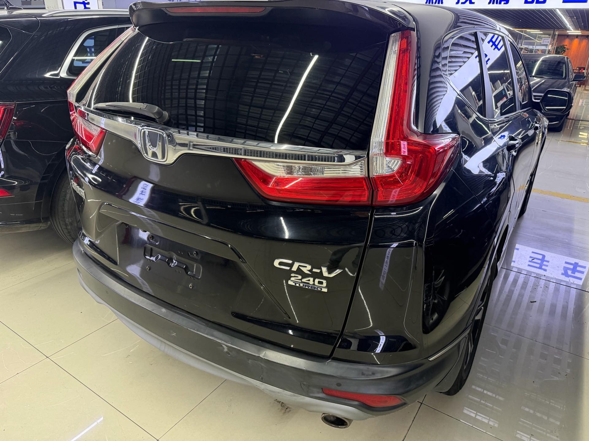 Honda CR-V 2019 car image #4