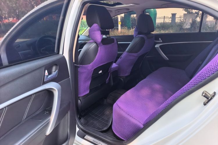 GEELY Emgrand 2017 car image #12