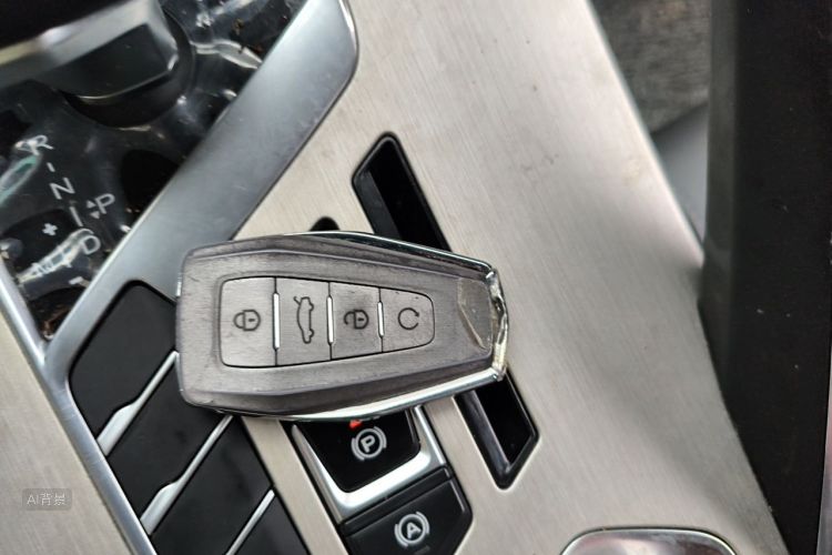 GEELY Coolray 2025 #10 GEELY Coolray 2025 immagine di auto #10