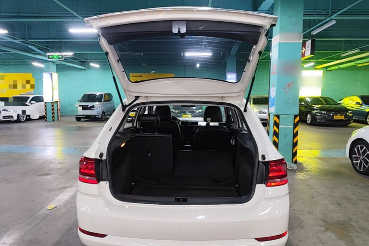 Volkswagen Santana 2015 #19 Volkswagen Santana 2015 car image #19