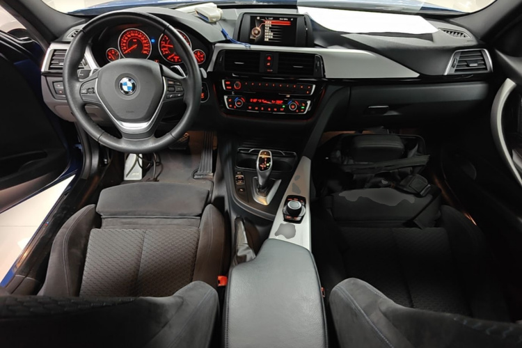 BMW 3 Series 2017 #10 BMW 3 Series 2017 car image #10