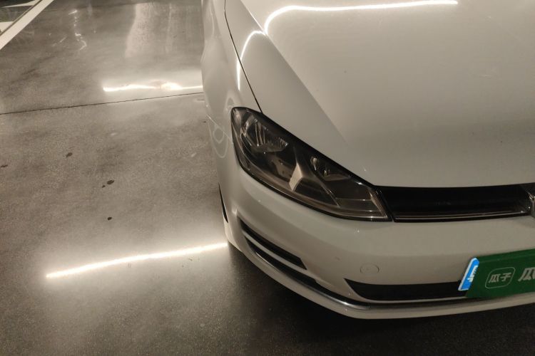 Volkswagen Golf 2014 car image #8