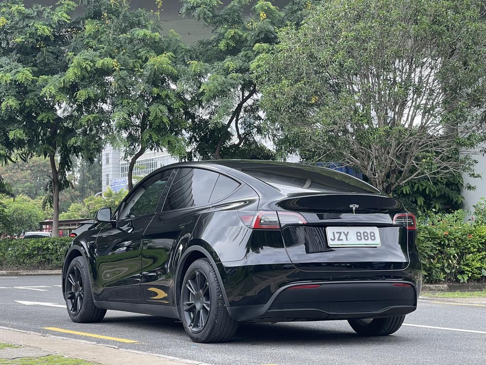 Tesla Model Y 2022 #5 Tesla Model Y 2022 immagine di auto #5