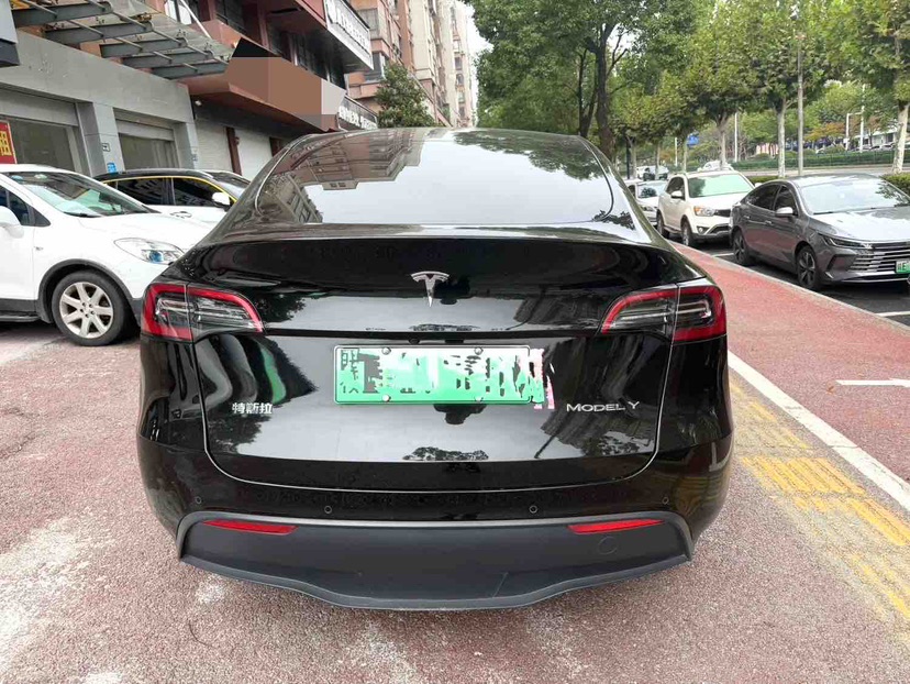 Tesla Model Y 2021 #7 Tesla Model Y 2021 car image #7