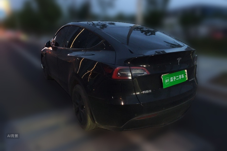 Tesla Model Y 2023 #5 Tesla Model Y 2023 car image #5