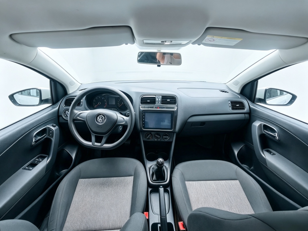 Volkswagen Polo 2017 #5 Volkswagen Polo 2017 car image #5