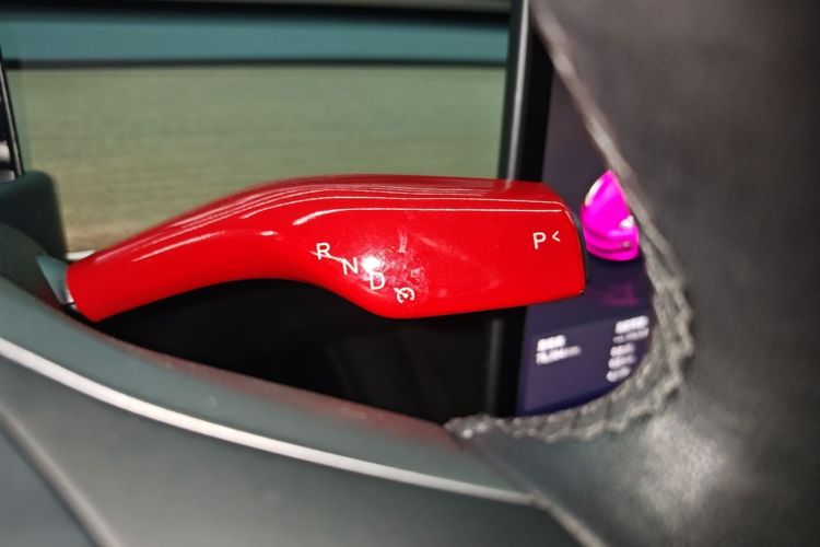 Tesla Model 3 2022 car image #14
