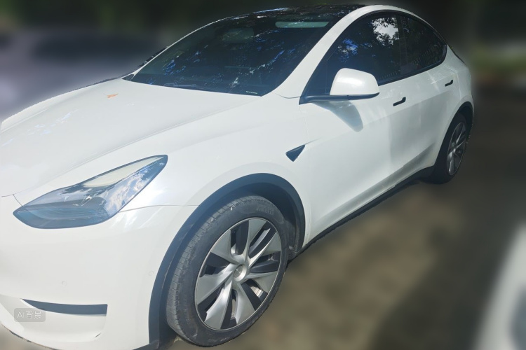 Tesla Model Y 2022 #2 Tesla Model Y 2022 car image #2
