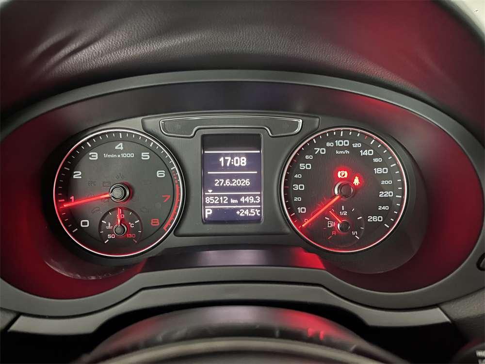 Audi Q3 2016 immagine di auto #12