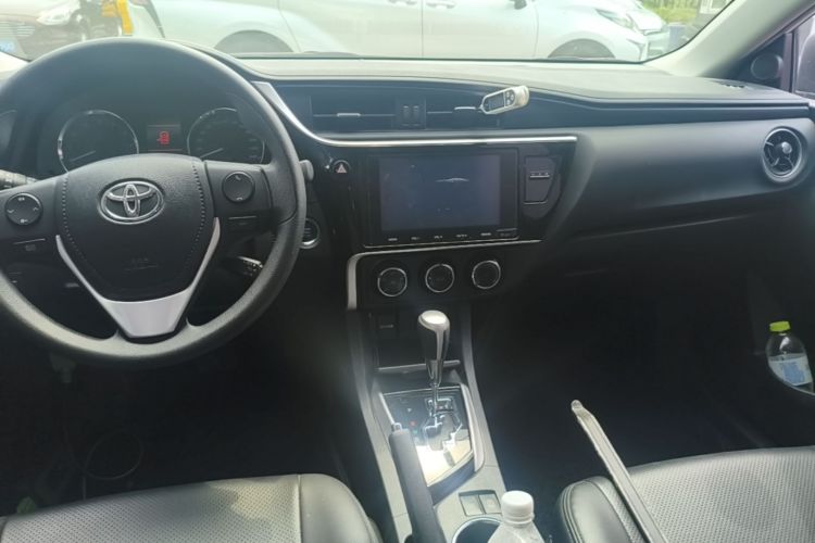 Toyota Corolla 2019 #13 Toyota Corolla 2019 car image #13