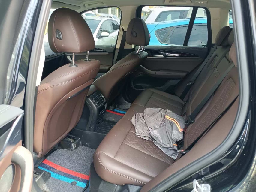 BMW iX3 2024 #3 BMW iX3 2024 immagine di auto #3