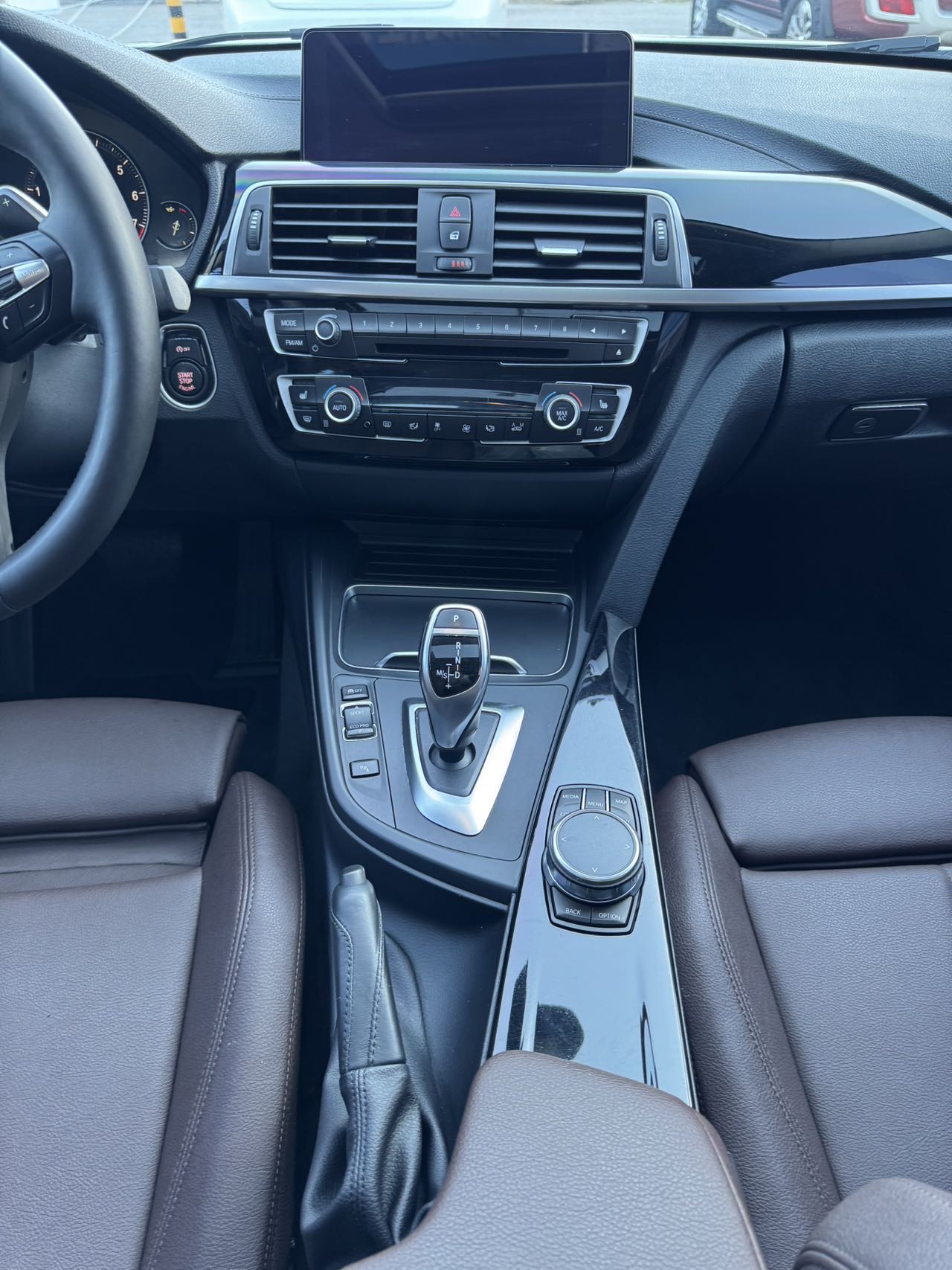 BMW 3 Series 2019 #9 BMW 3 Series 2019 immagine di auto #9