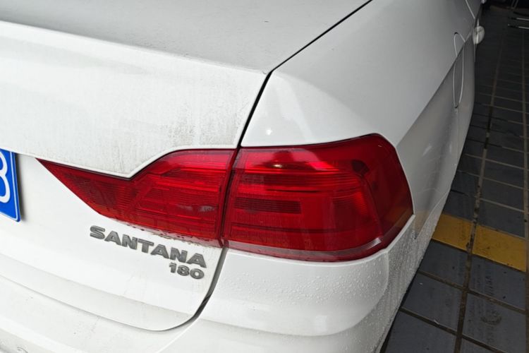 Volkswagen Santana 2017 car image #8