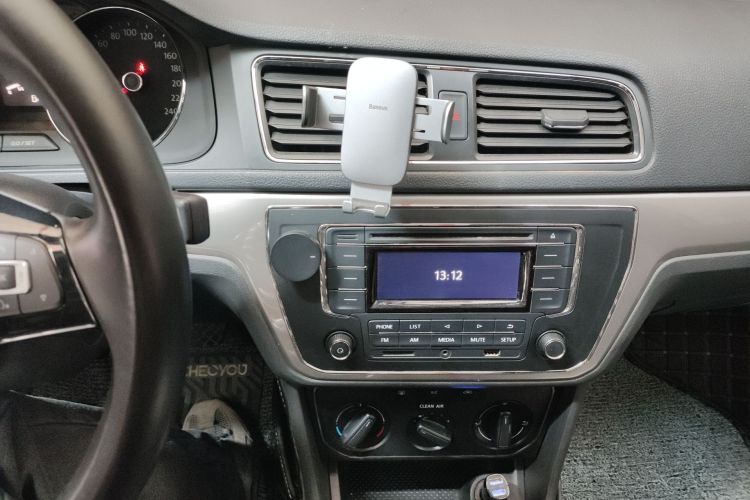 Volkswagen Lavida 2020 car image #13