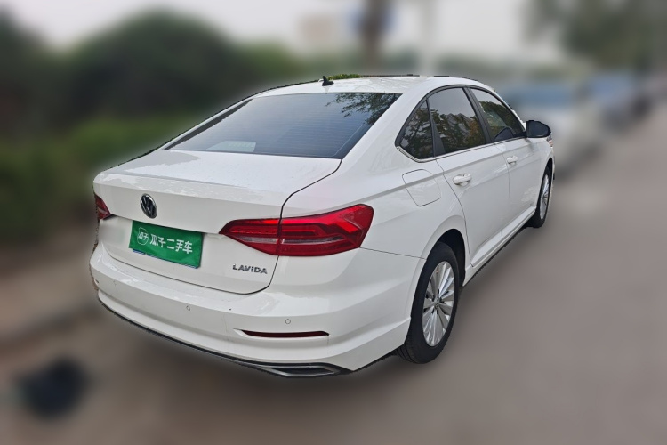 Volkswagen Lavida 2020 car image #5