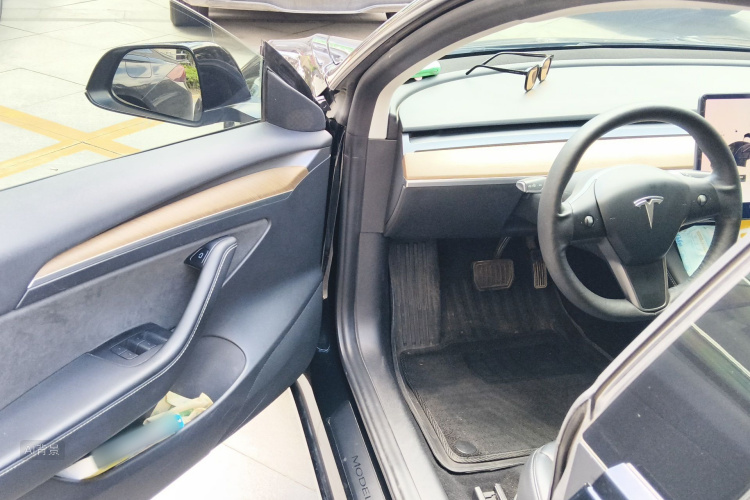 Tesla Model 3 2021 #18 Tesla Model 3 2021 car image #18