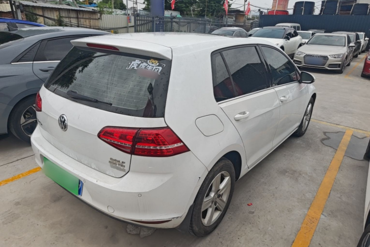 Volkswagen Golf 2016 car image #5