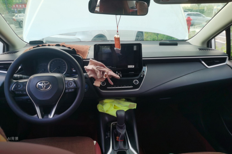 Toyota Corolla 2023 immagine di auto #11