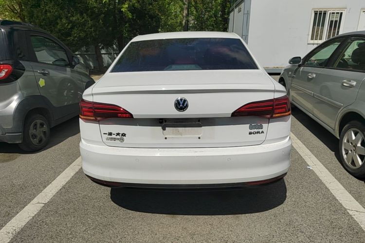 Volkswagen Bora 2020 car image #6