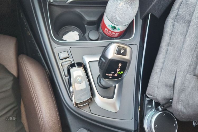 BMW 3 Series 2019 #16 BMW 3 Series 2019 car image #16