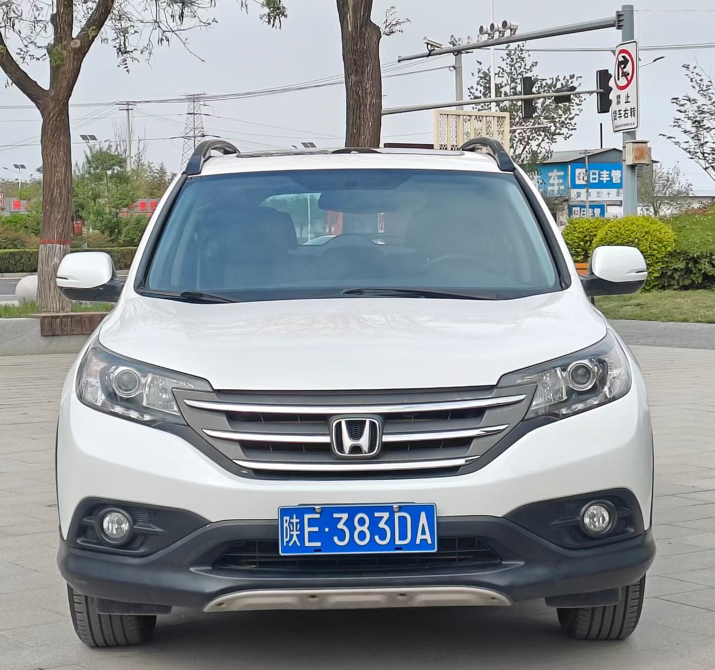 Honda CR-V 2012 car image #2