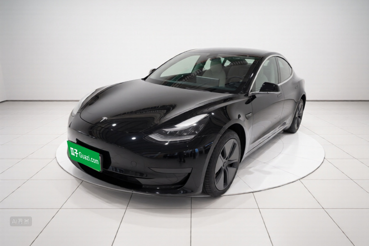 Tesla Model 3 2020 car image #2