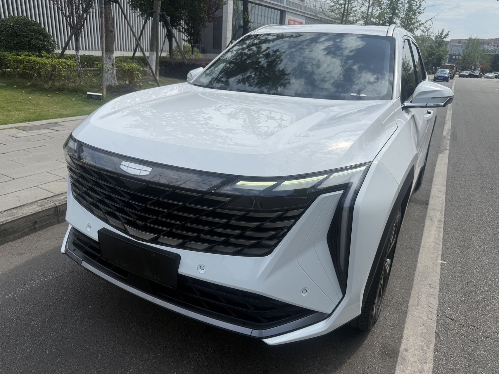 GEELY Boyue L 2023 car image 