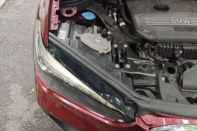 BMW X1 2020 car image #8