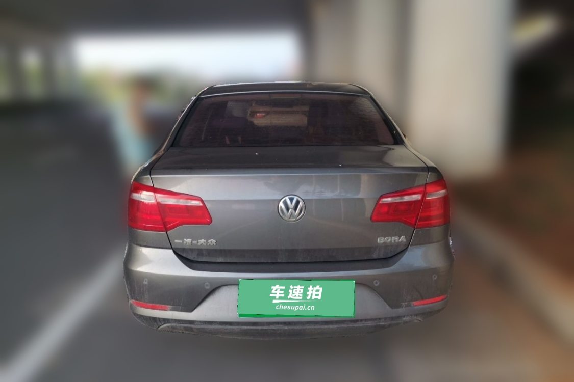 Volkswagen Bora 2013 immagine di auto #6