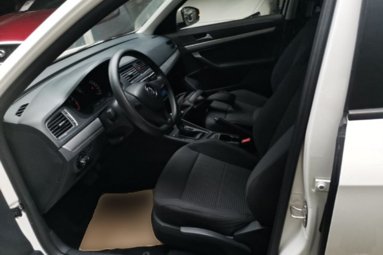Volkswagen Lavida 2020 car image #15