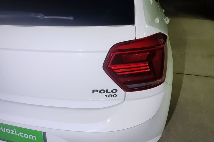 Volkswagen Polo 2019 car image #8