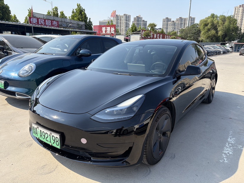 Tesla Model 3 2023 car image 