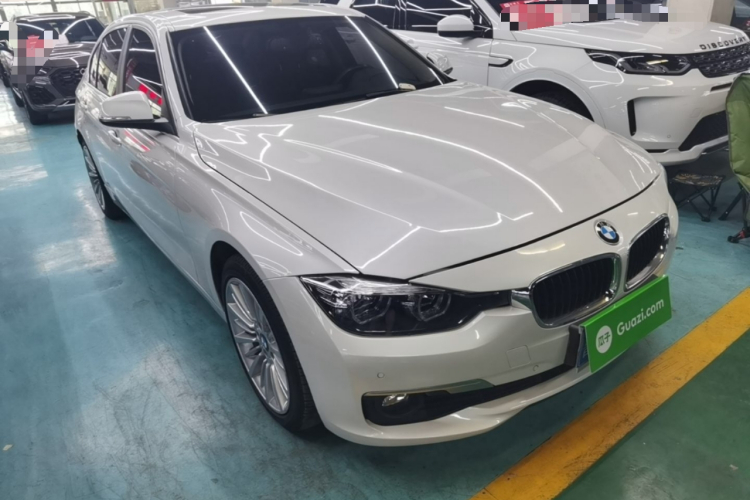 BMW 3 Series 2018 #6 BMW 3 Series 2018 car image #6
