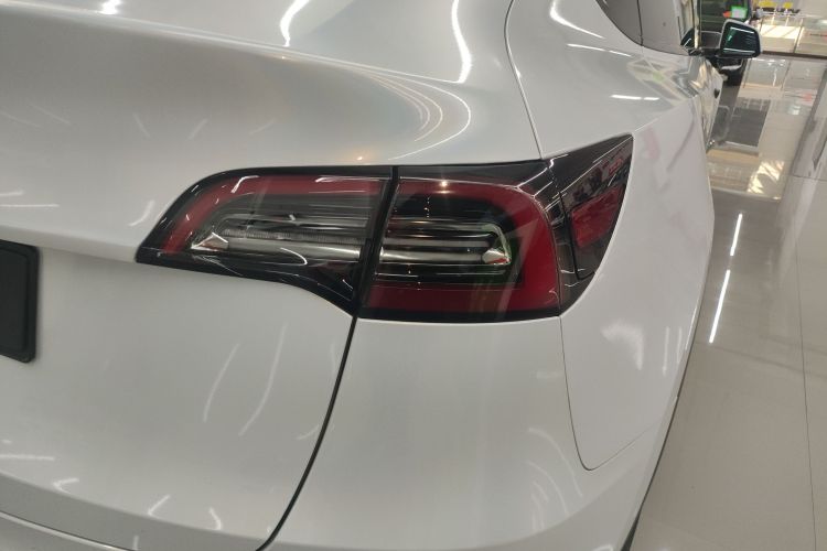 Tesla Model Y 2021 #8 Tesla Model Y 2021 immagine di auto #8