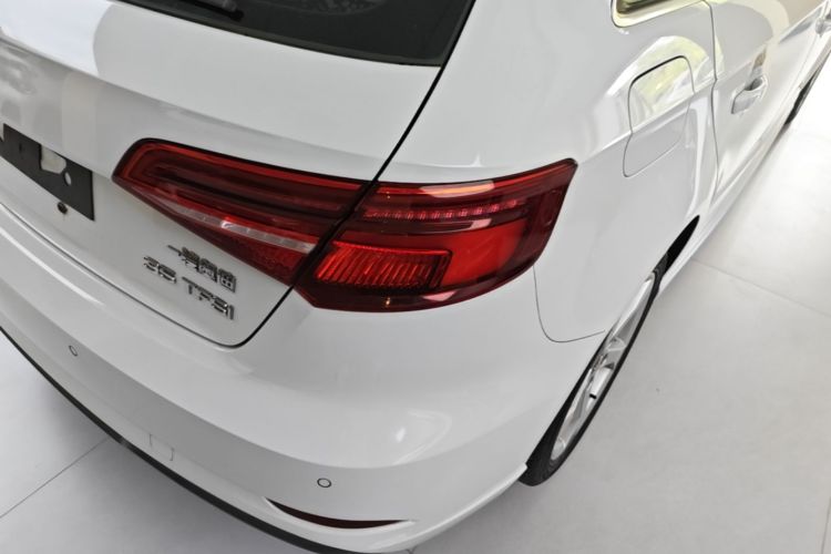 Audi A3 2019 #8 Audi A3 2019 car image #8